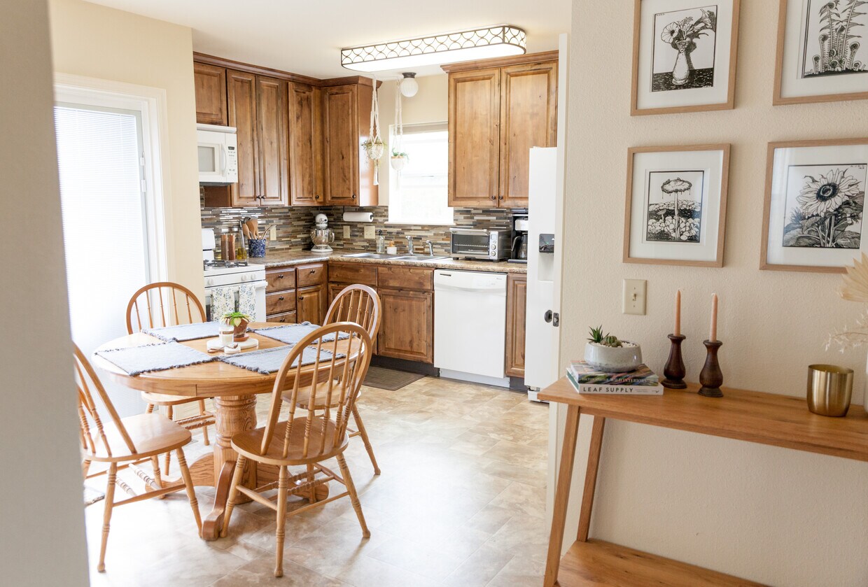 Foto principal - 145 E Baxter Ln
