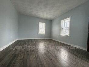 Building Photo - 238 Newland Ave