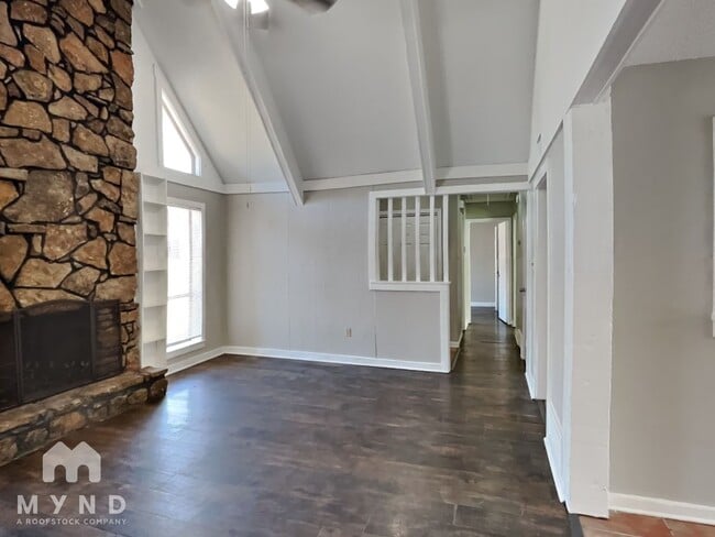 Building Photo - 4578 Crump Rd