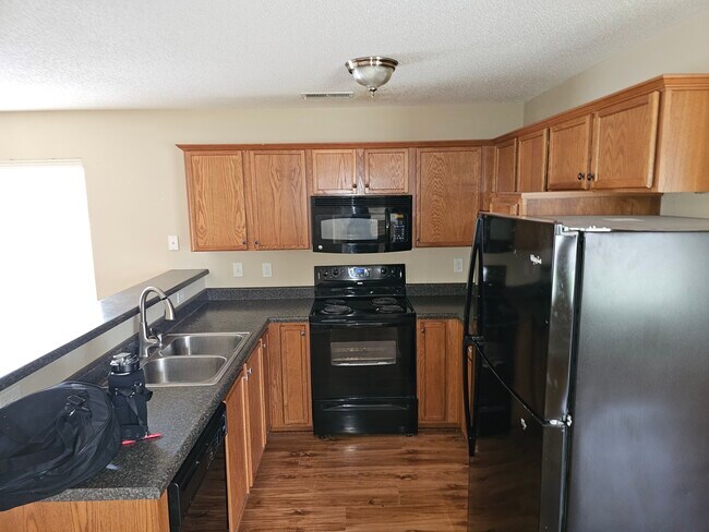 Foto del edificio - 1507 Pemberton Ln