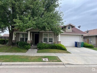 Building Photo - 331 W Sasaki Ave