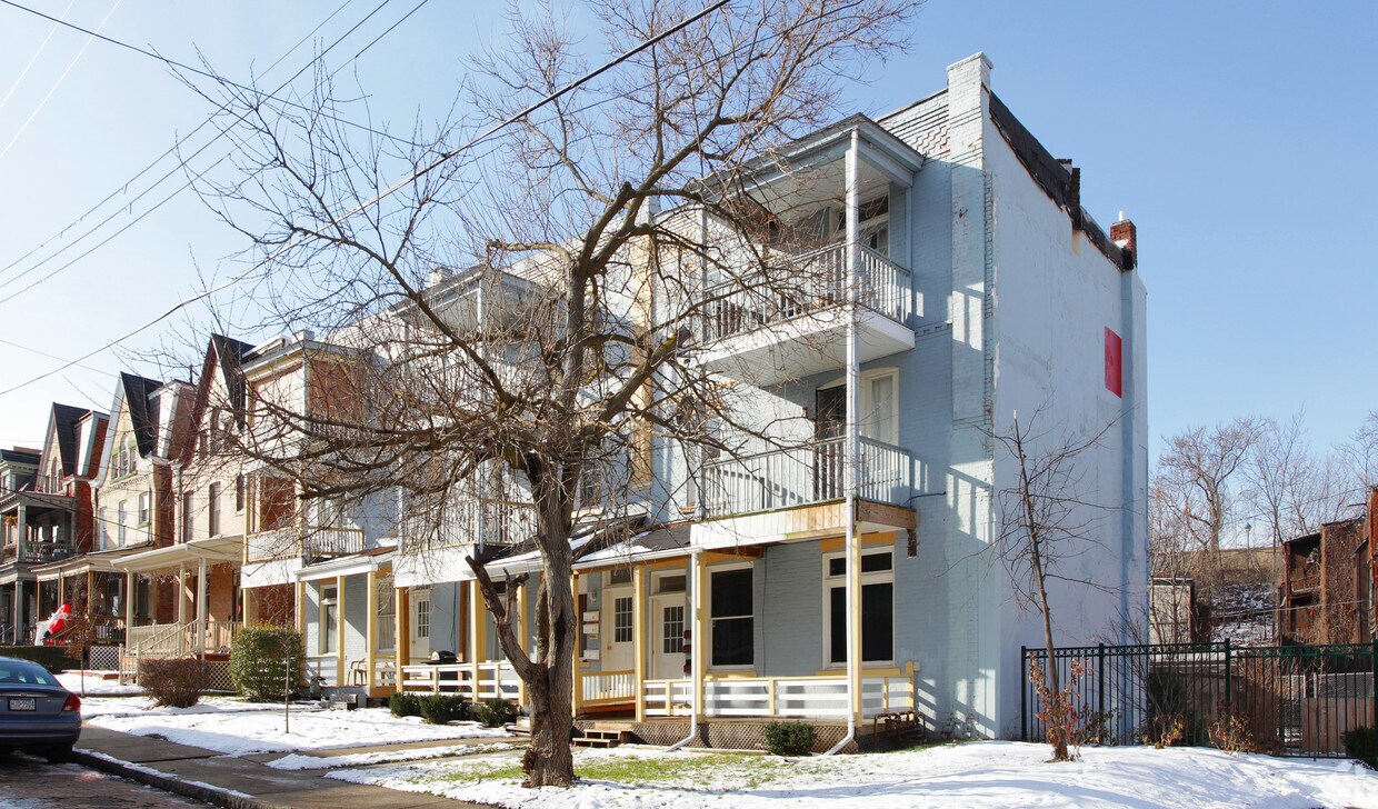 Building Photo - 523 Jeanette St