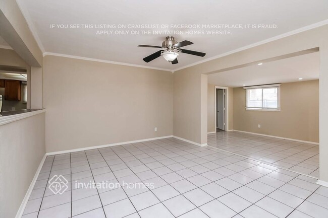 Building Photo - 7641 E Verde Ln