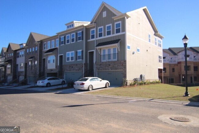 Building Photo - 2625 Blackburn Ct SE