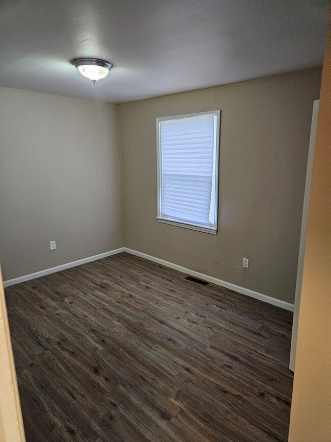 Building Photo - House available for Section 8 voucher program