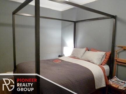 Foto del edificio - Updated 2 bed steps to Winnemac Park