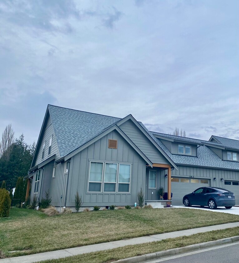1285 Salix Ln, Lynden, WA 98264 Townhome Rentals in Lynden WA