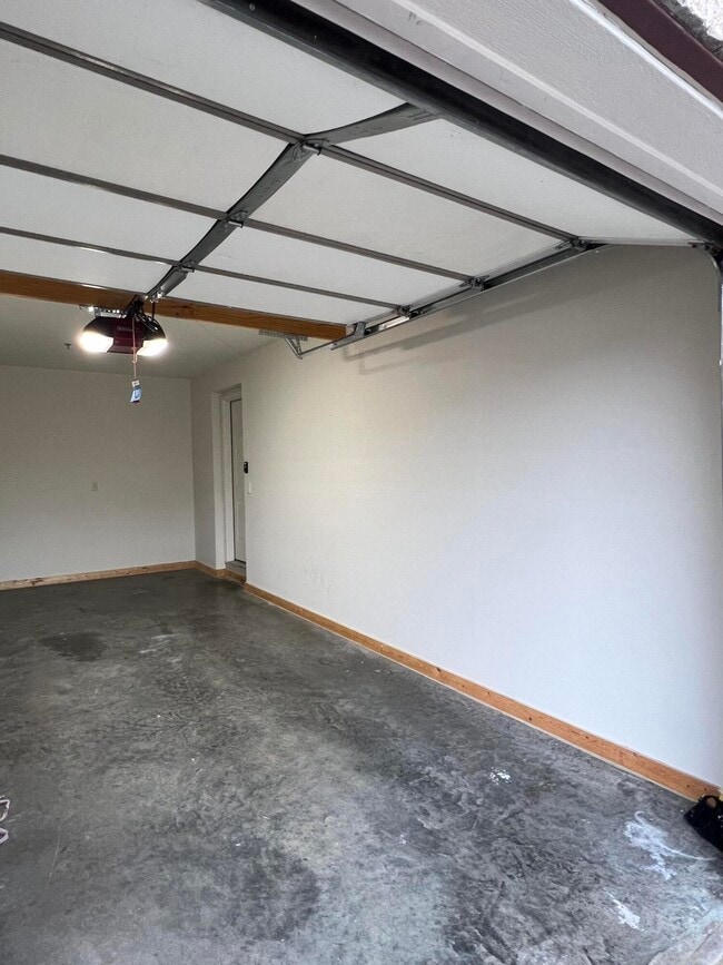 Building Photo - 6045 Boulder View