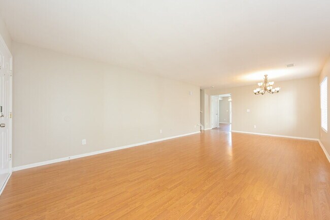 Foto del edificio - 5087 Orleans Ct