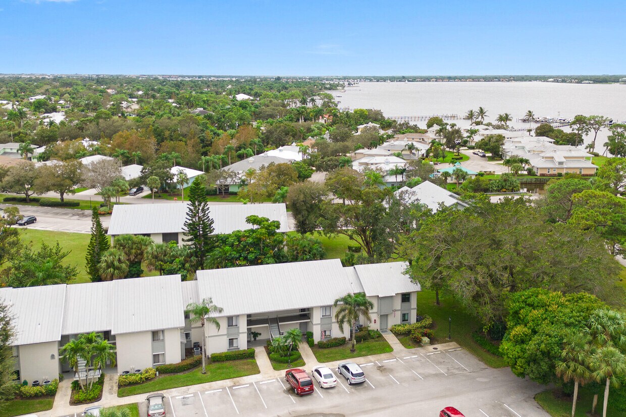 2233 NW 22nd Ave Unit 114, Stuart, FL 34994 Condo for Rent in Stuart, FL