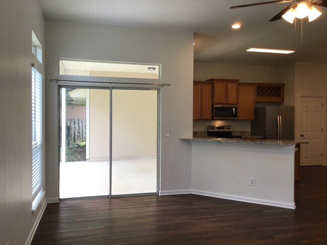 Building Photo - 534 Alice Cove Ct