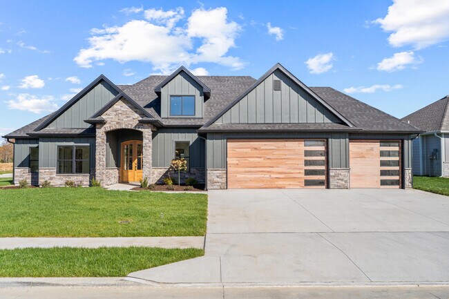 Building Photo - 2801 Easley Cabin Cir