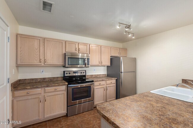Foto del edificio - 11260 N 92nd St