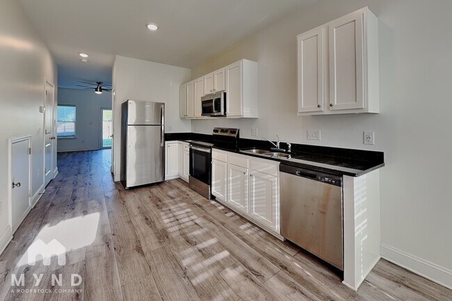 Foto del edificio - 2408 Eagle Creek Ct