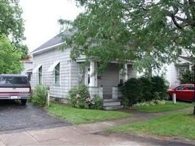 Foto del edificio - 124 Gateway Blvd N