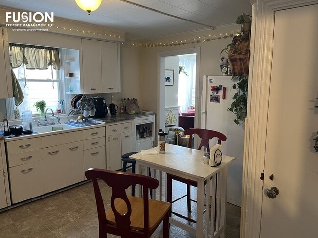 Photo - 46 Lafountain St Apartment