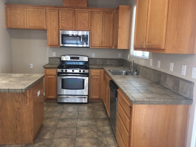 Foto del edificio - Move-In Special: 1/2 Off First Months Rent