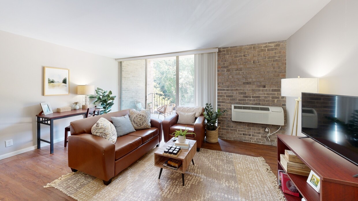 Photo - University Apartments Chapel Hill