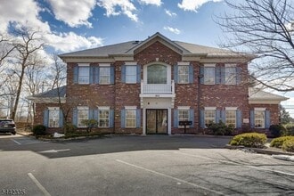 Building Photo - 803 Springfield Ave