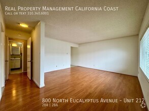 Building Photo - 800 N Eucalyptus Ave