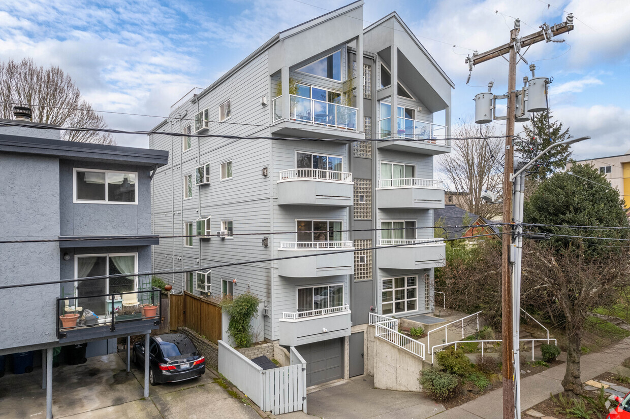 Exterior - 1746 NW 57th St