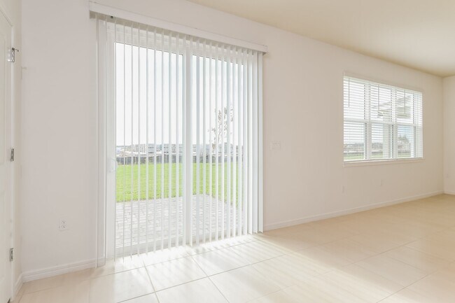 Foto del edificio - 2595 Winter Calm Ln