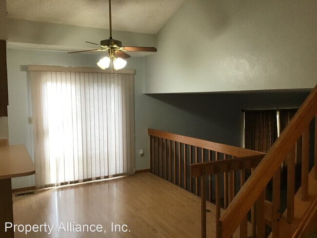 Building Photo - 4 br, 2.5 bath House - 10538 Cherry Street
