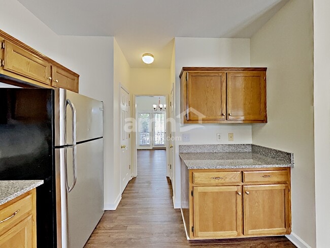 Foto del edificio - 2659 Hansford Dr