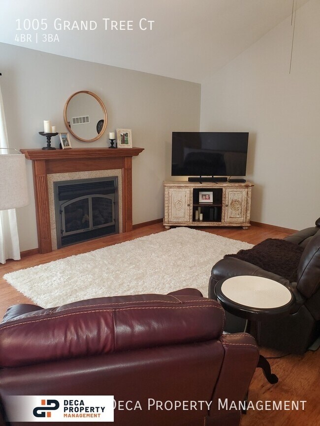 Foto del edificio - 4 Bedroom and 3 Bathroom House