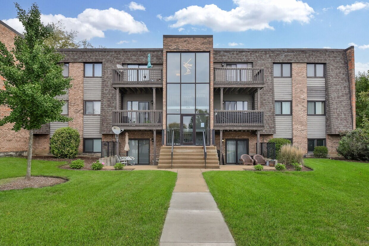 1424 Stonebridge Cir Unit L6, Wheaton, IL 60189 Condo for Rent in Wheaton, IL