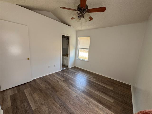 Foto del edificio - 3757 Trinity Ln