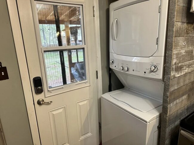 Foto del edificio - 938 W Apache Ln