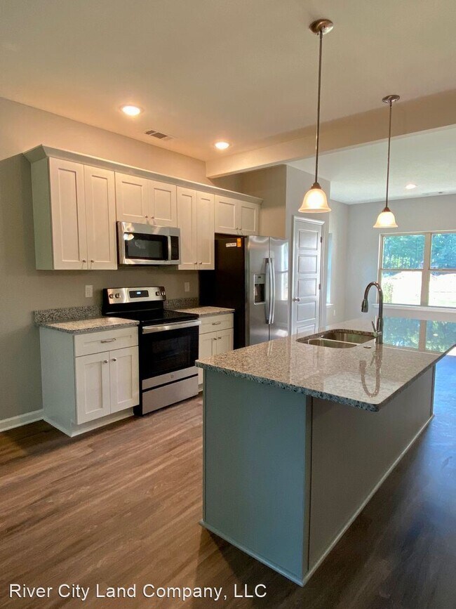 Building Photo - 4 br, 2.5 bath House - 128 Anna Lane