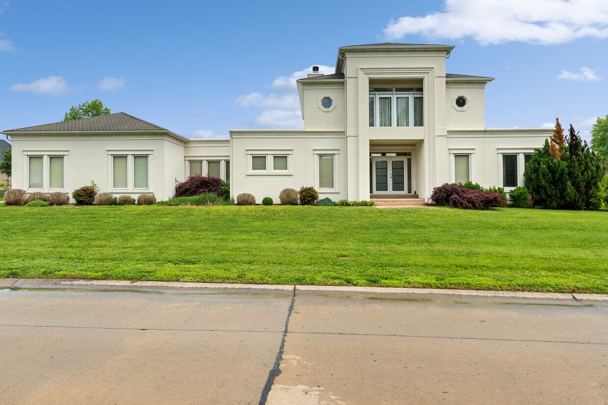 Foto principal - 2308 Kenneth Dr