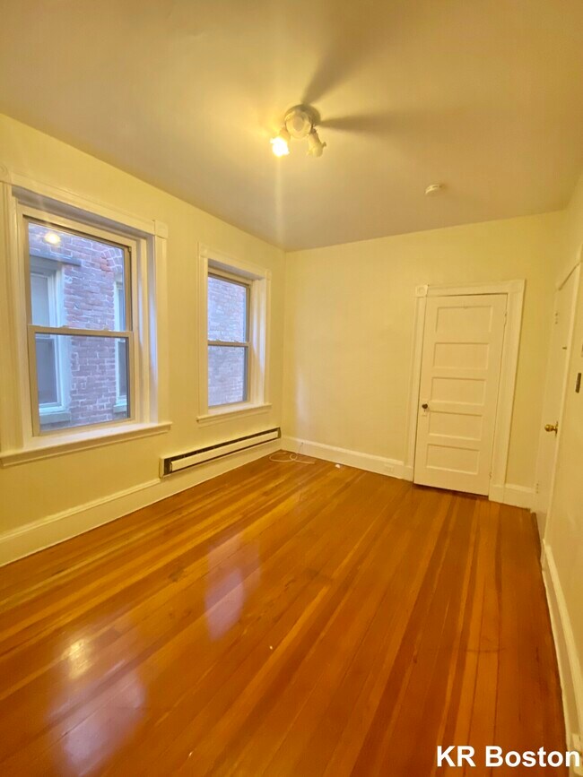 Building Photo - 154 Harvard Ave