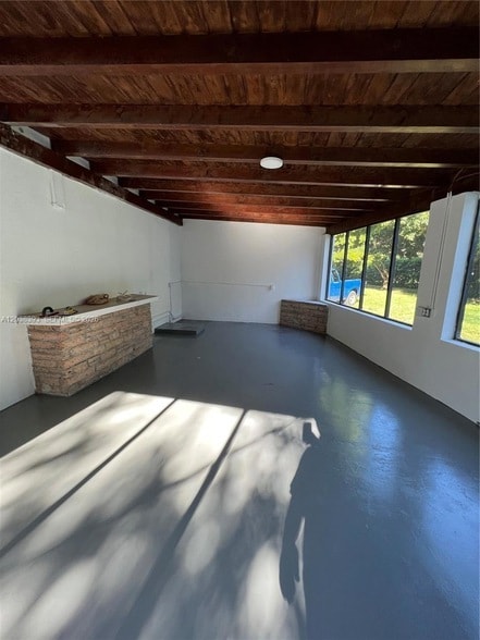 Building Photo - 16601 SW 83rd Ct
