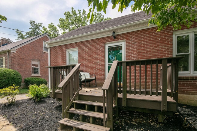 Building Photo - 126 Lackawanna Rd