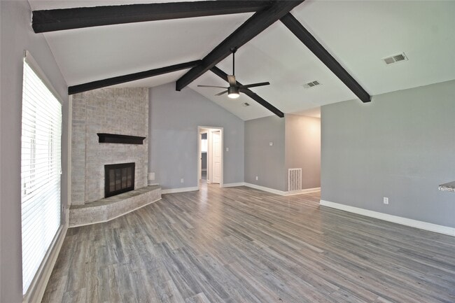 Building Photo - 13111 Sherwood Oaks Dr