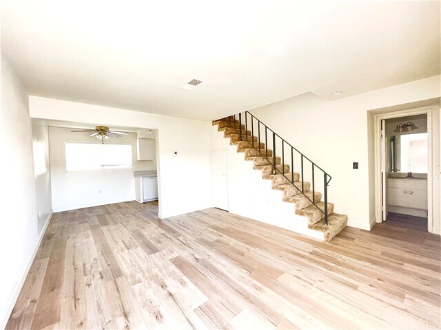 Foto del edificio - 2411 S Ridgewood Dr