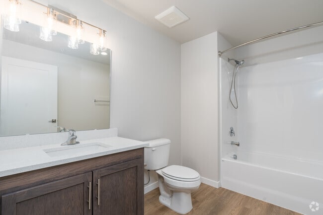 2BR, 1 BA - 1000SF - Millworx