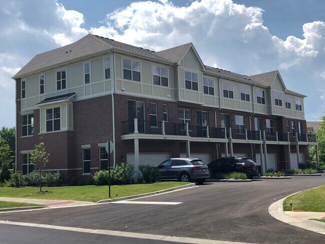 Foto del edificio - 1232 Byrne Blvd