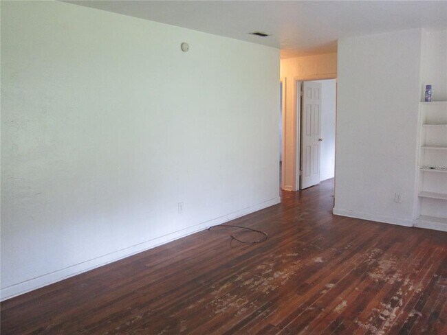Foto del edificio - 380 NW 27th Terrace
