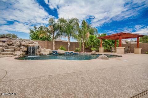 Building Photo - 4112 E Saraband Way