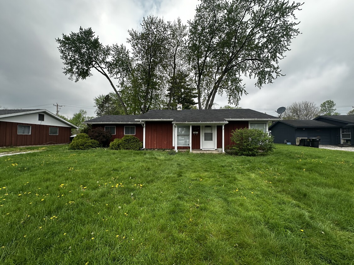 Primary Photo - 1115 Ebeling Dr
