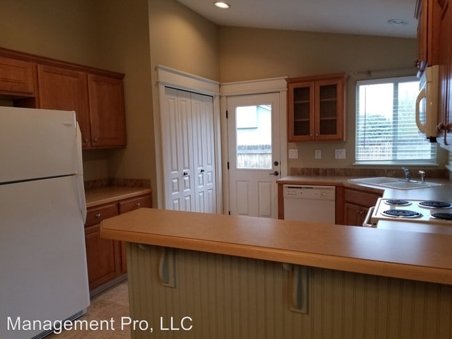 Building Photo - 3 br, 2 bath House - 9526 W Amity Rd