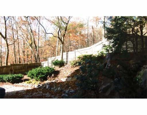 Primary Photo - 216 Lynn Fells Pkwy