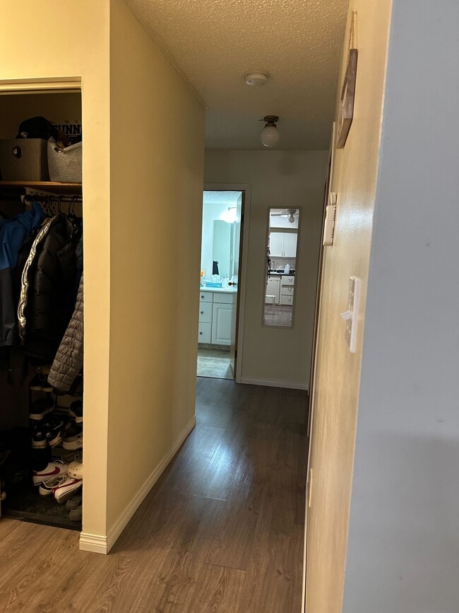 Building Photo - 51 Wood Lily Dr