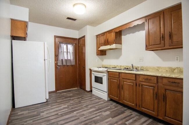 Foto del edificio - 2 Bedroom 1 Bath apartment for rent in Cof...