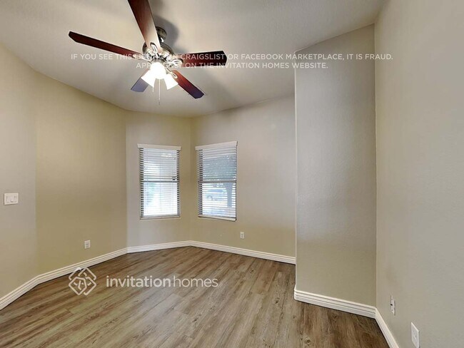 Foto del edificio - 12938 W Clarendon Ave