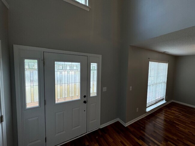 Foto del edificio - Move-in Ready!